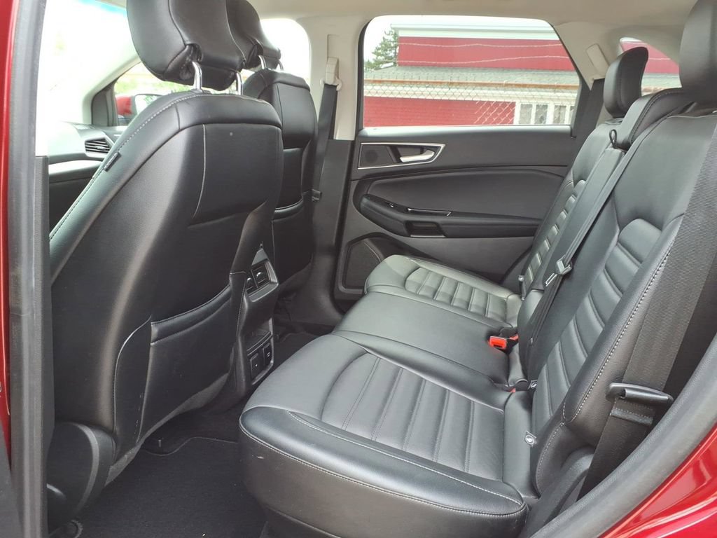 Certified 2018 Ford Edge SEL w/ Equipment Group 201A AWD/4WD image 10