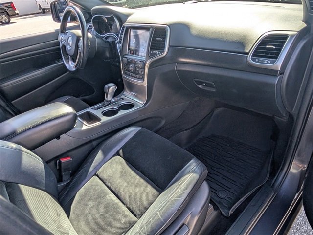 Used 2018 Jeep Grand Cherokee Laredo image 14