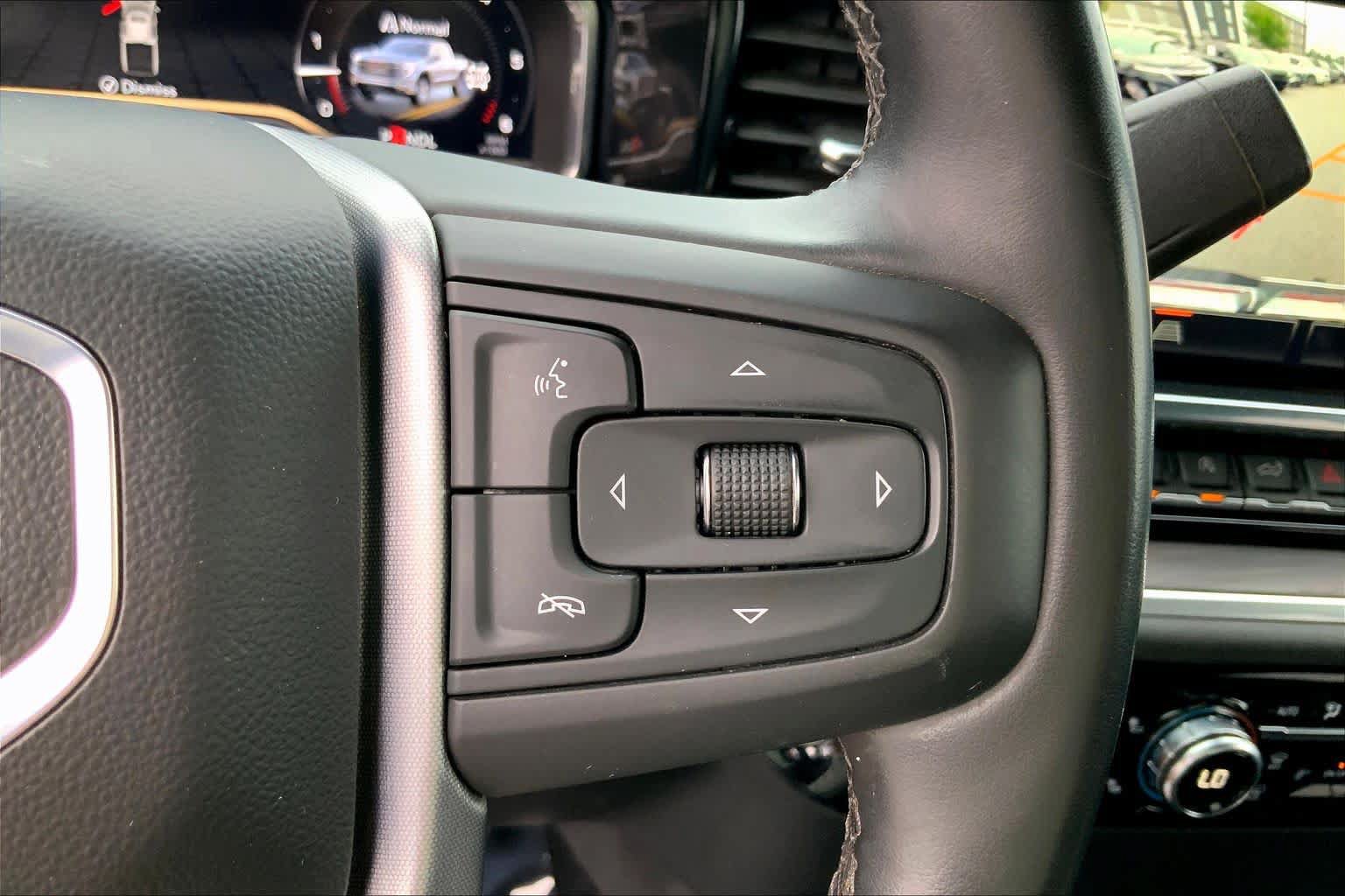 Used 2025 GMC Sierra 1500 SLT AWD/4WD image 23