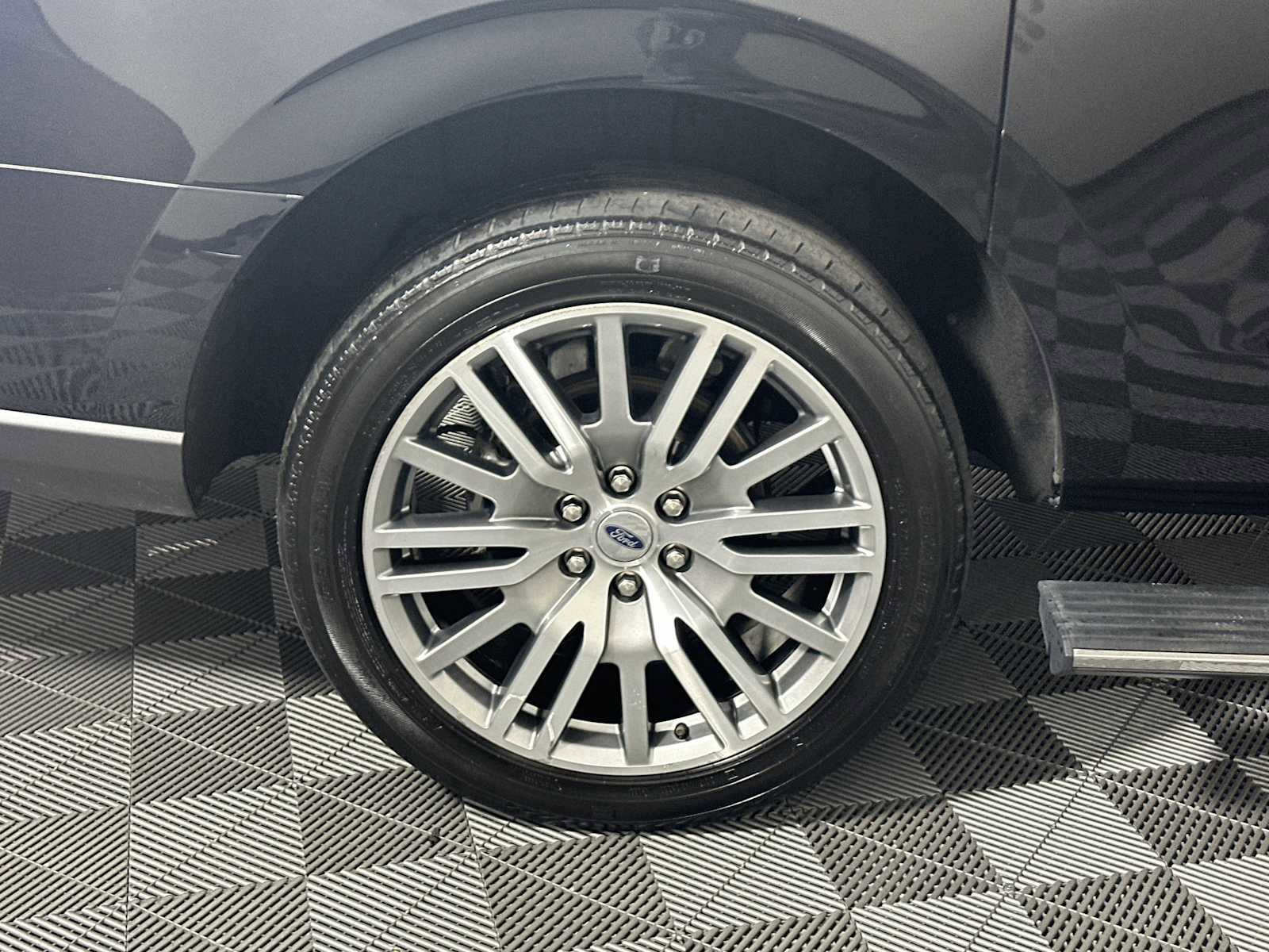 Certified 2023 Ford Expedition Max Limited image 18