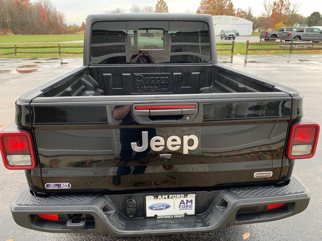 Used 2023 Jeep Gladiator Overland image 20