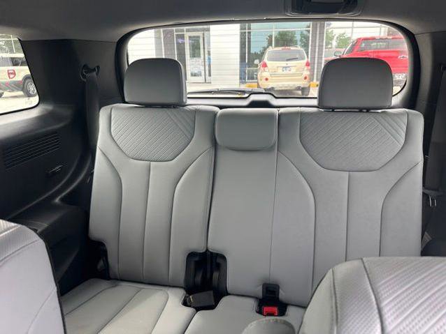 Used 2025 Hyundai Palisade SEL AWD/4WD image 29