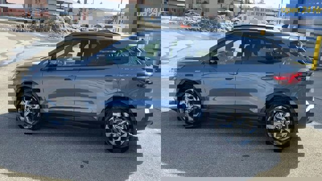 Certified 2025 Ford Escape ST-Line w/ Cold Weather Package image 7