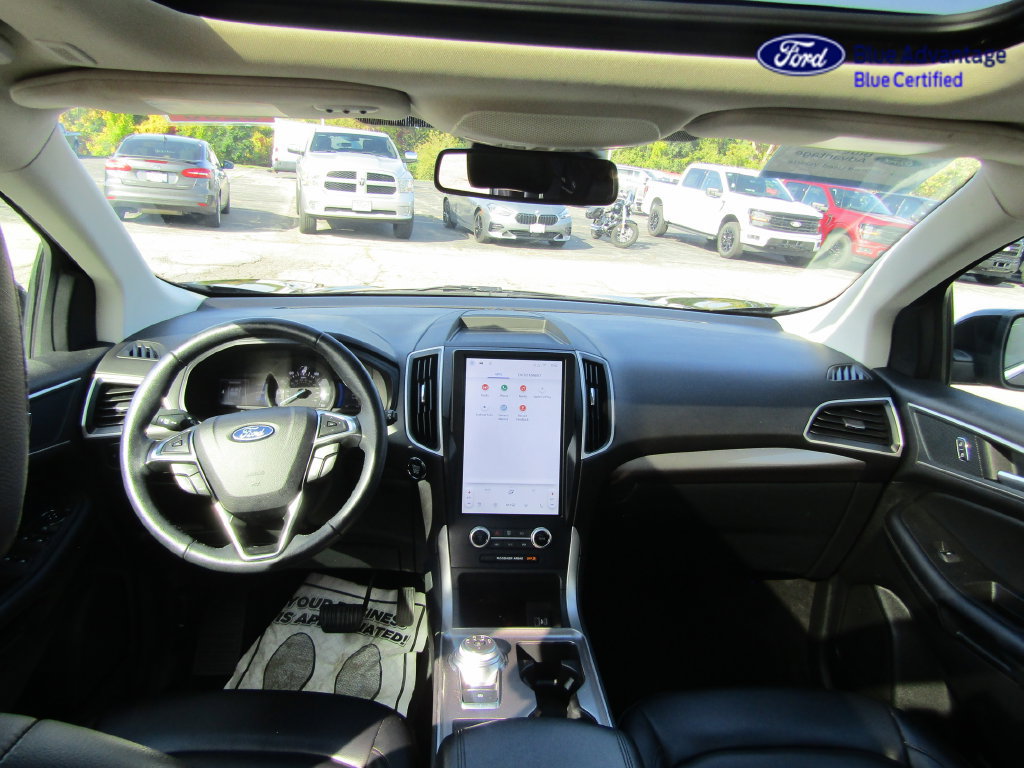 Certified 2024 Ford Edge SEL w/ Convenience Package AWD/4WD image 4