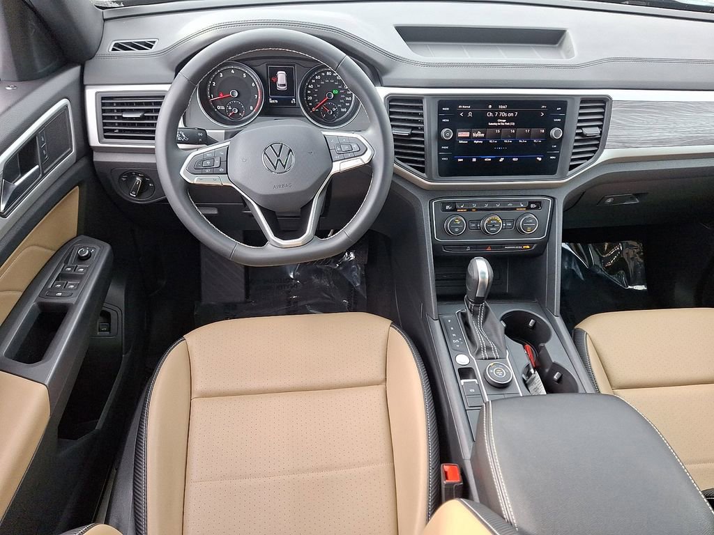 Used 2021 Volkswagen Atlas Cross Sport SE image 11