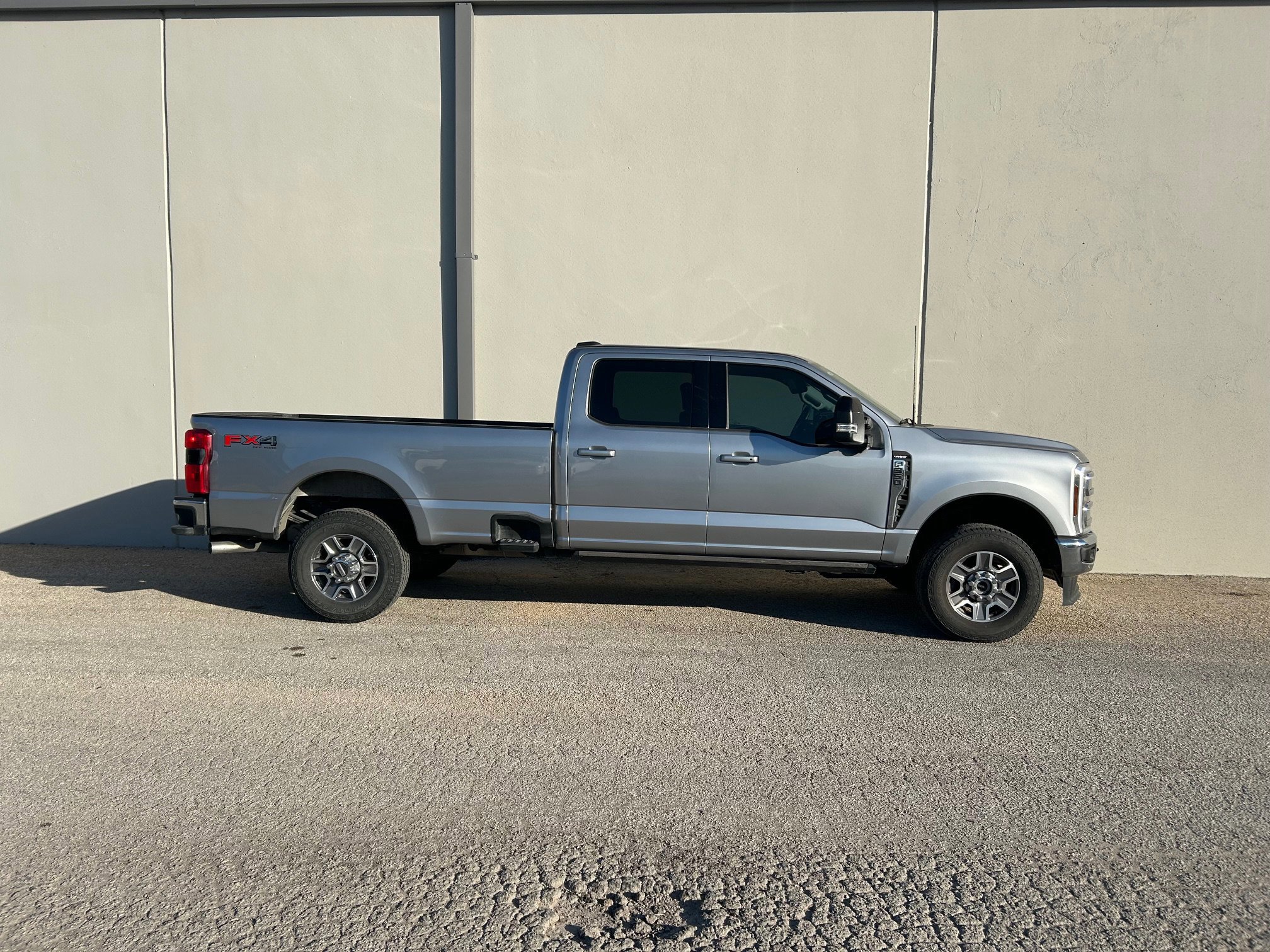 Certified 2024 Ford F350 Lariat w/ Lariat Ultimate Package image 2