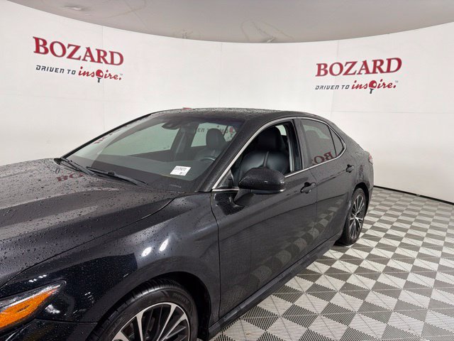 Used 2018 Toyota Camry SE FWD image 7