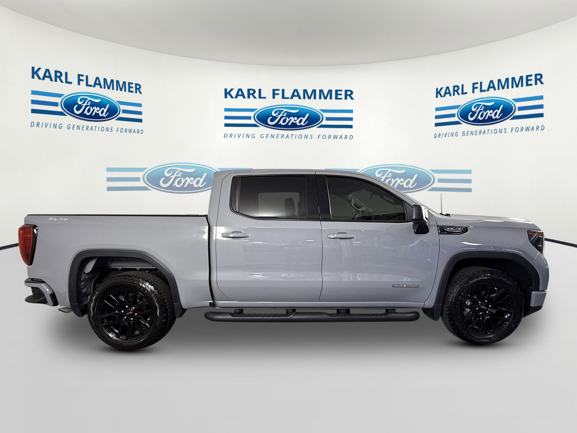 Used 2024 GMC Sierra 1500 Elevation image 2