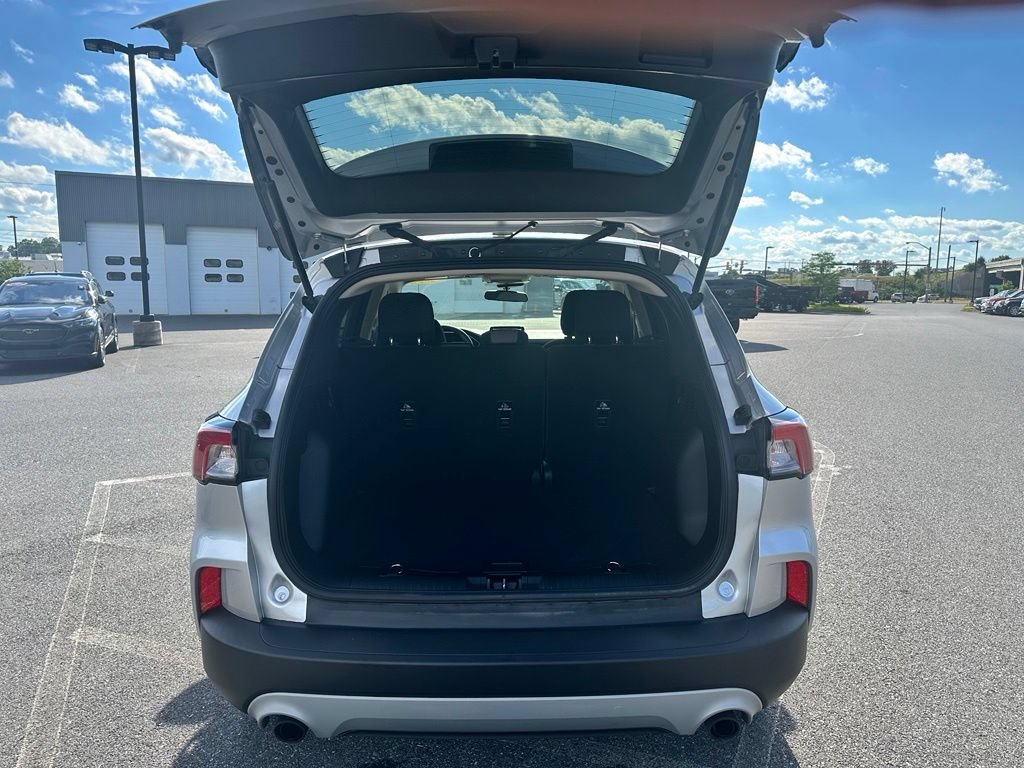 Certified 2020 Ford Escape SE AWD/4WD image 16