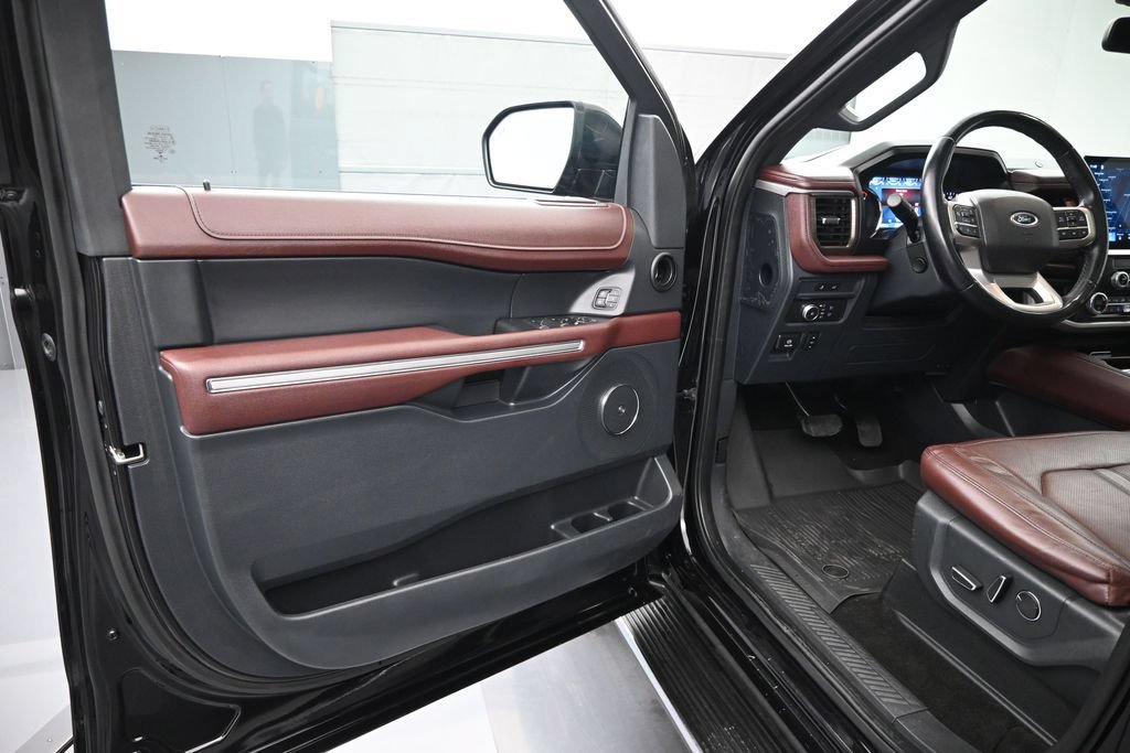 Certified 2022 Ford Expedition Max Limited AWD/4WD image 17