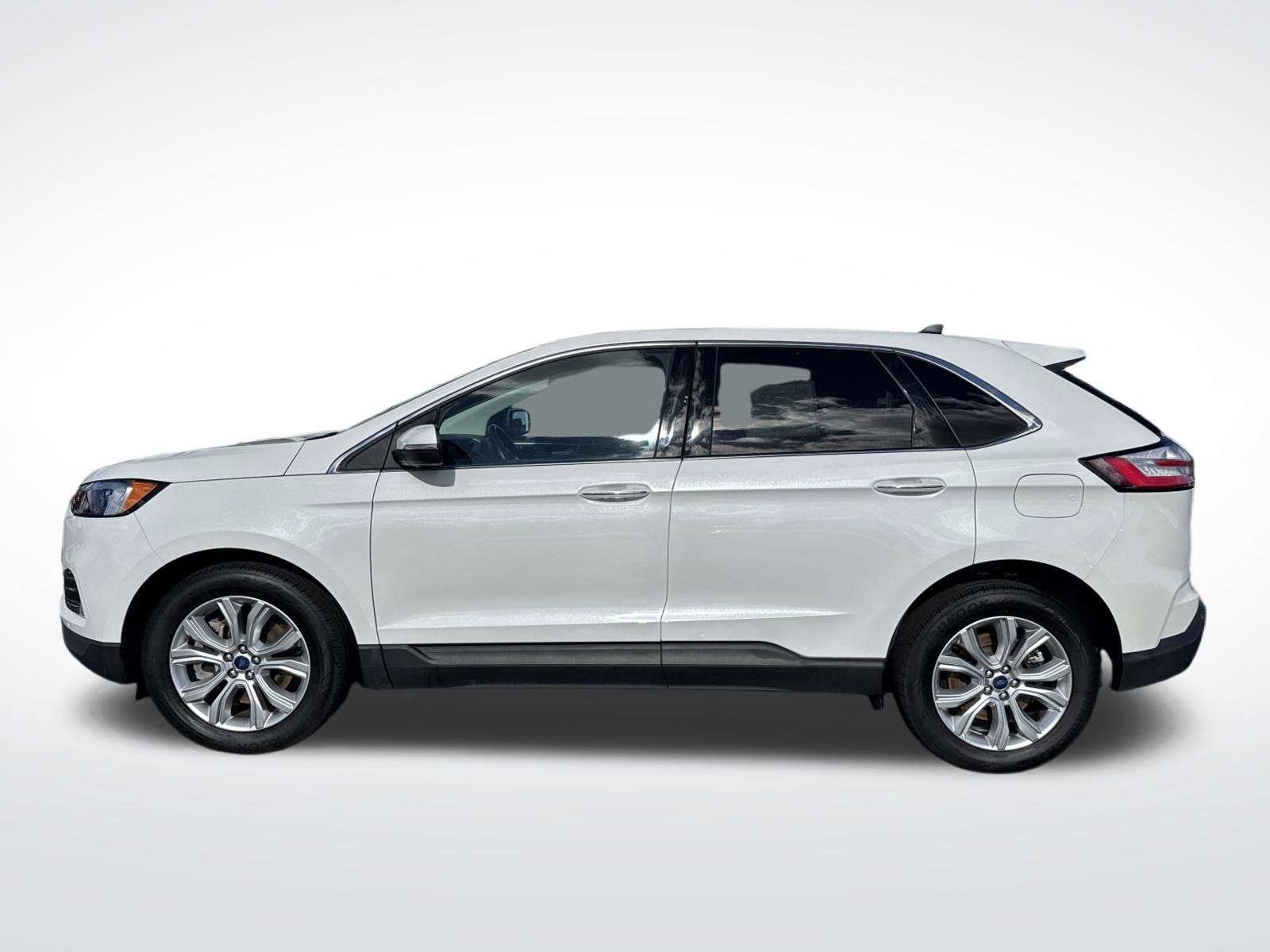 Certified 2022 Ford Edge Titanium image 9