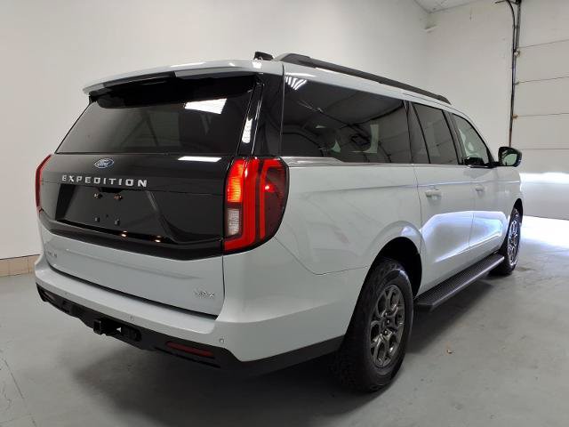 Certified 2025 Ford Expedition Max Active RWD image 3