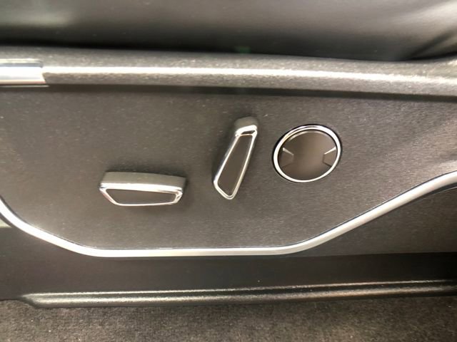 Certified 2022 Ford F150 Raptor w/ Equipment Group 801A High image 5