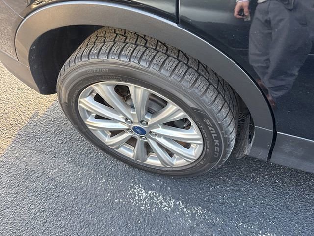 Certified 2017 Ford Escape Titanium image 7