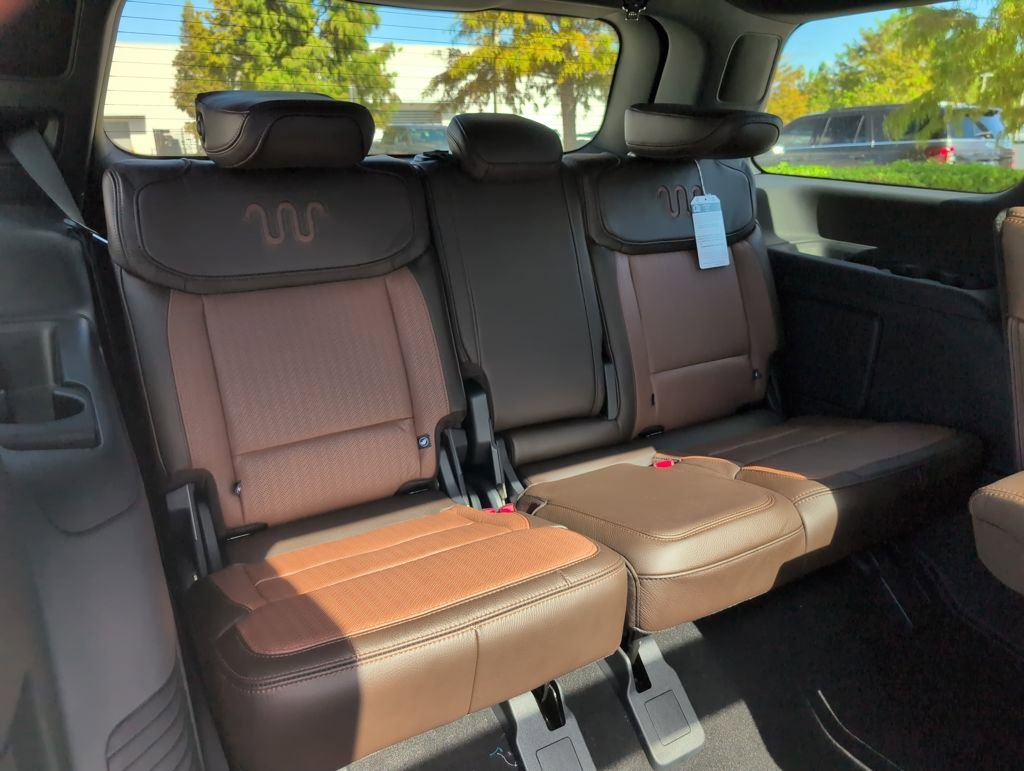 Certified 2025 Ford Expedition King Ranch image 17