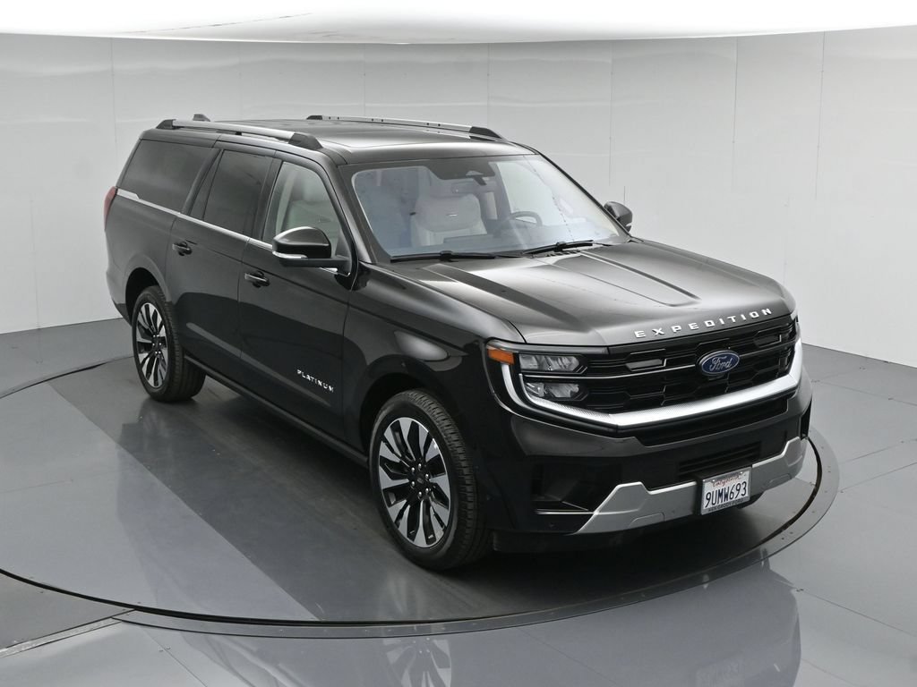 Certified 2025 Ford Expedition Max Platinum w/ Driver's Package AWD/4WD image 45
