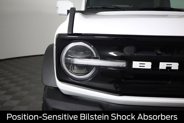 Certified 2022 Ford Bronco Outer Banks w/ Sasquatch Package AWD/4WD image 21