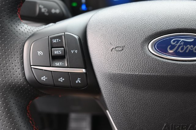 Certified 2025 Ford Escape ST-Line FWD image 15