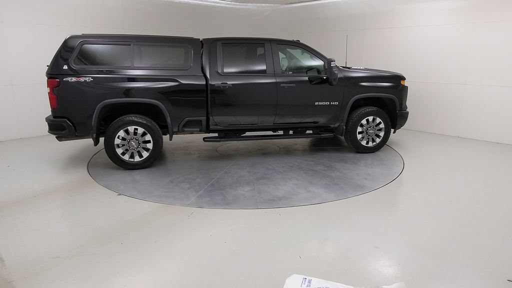 Used 2024 Chevrolet Silverado 2500 Custom w/ Custom Value Package AWD/4WD image 12