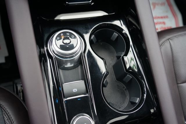 Certified 2025 Ford Explorer Platinum w/ LUX Leather Package image 19