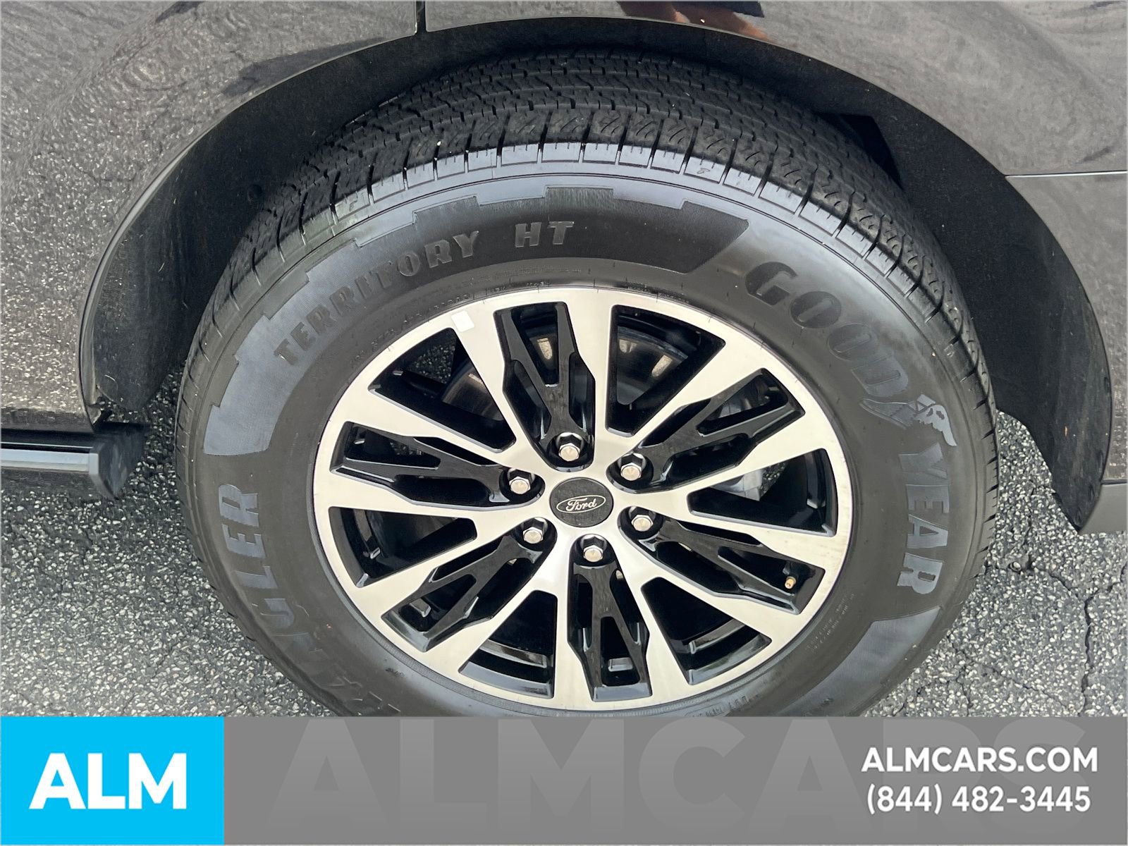 Certified 2025 Ford Expedition Platinum AWD/4WD image 26