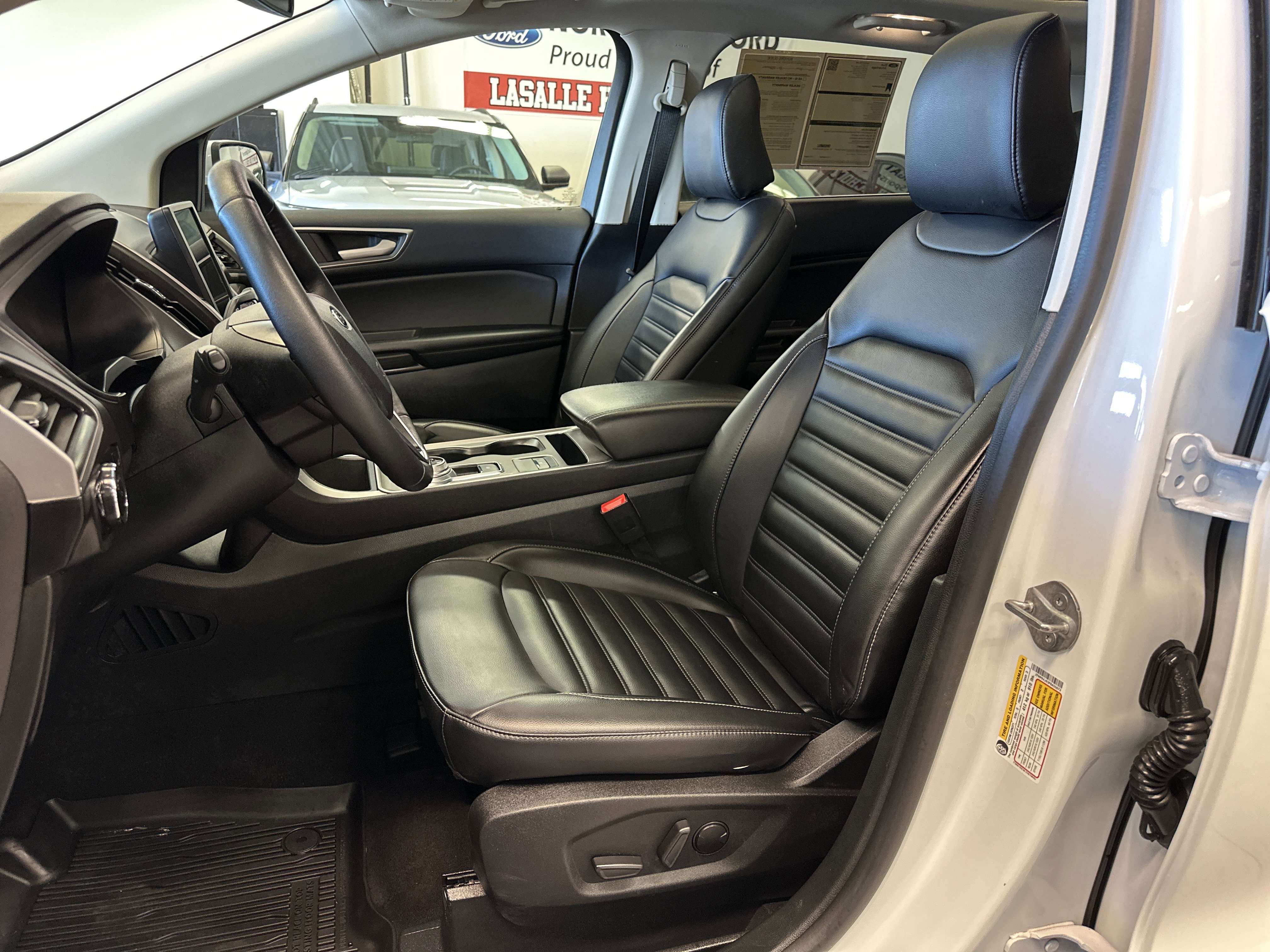 Certified 2023 Ford Edge SEL w/ Convenience Package image 14