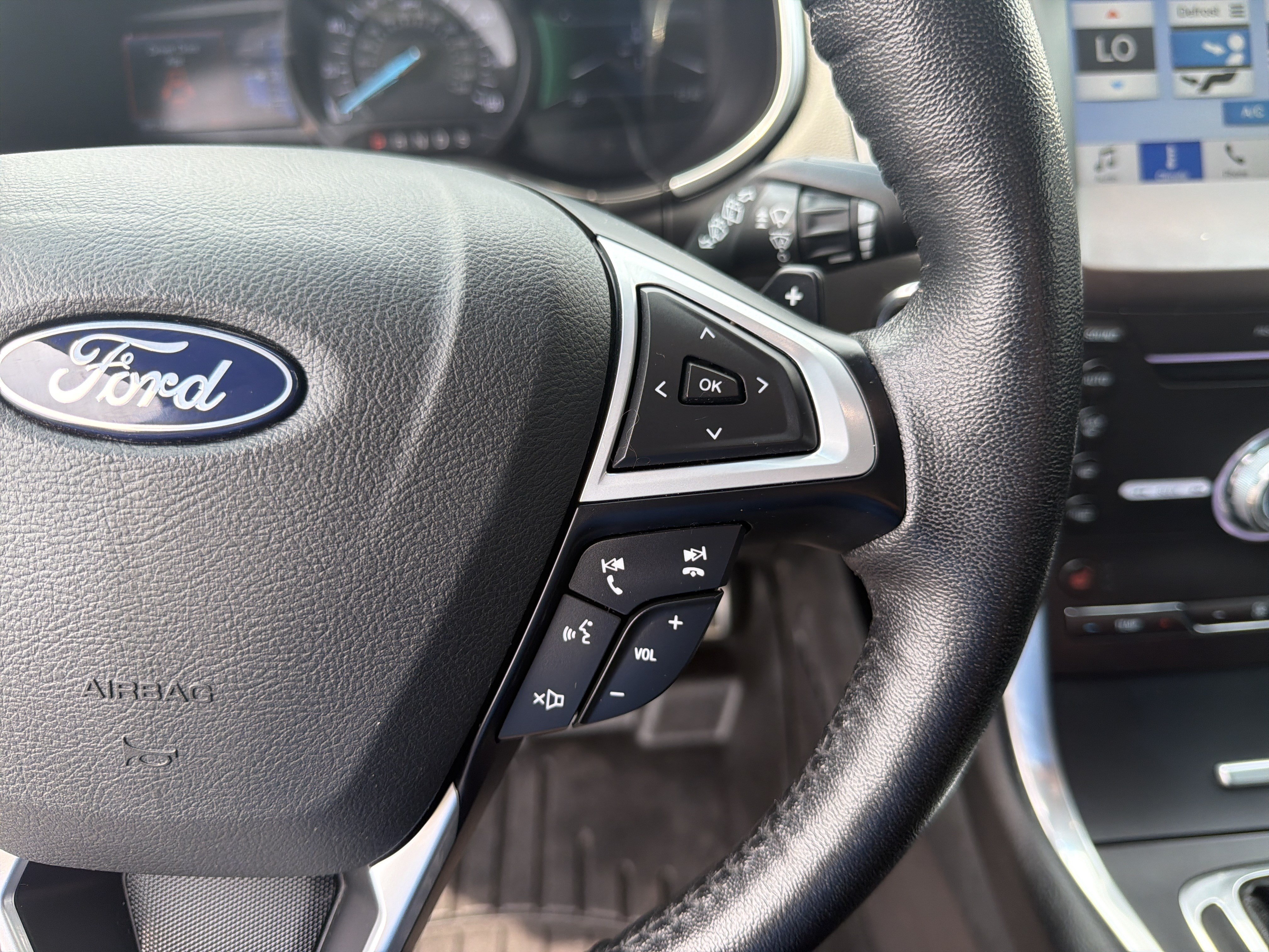 Certified 2018 Ford Edge Sport w/ Ford Safe & Smart Package AWD/4WD image 31