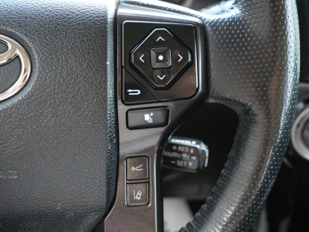 Used 2023 Toyota 4Runner TRD Off-Road Premium w/ Off Road Premium Plus Package AWD/4WD image 24