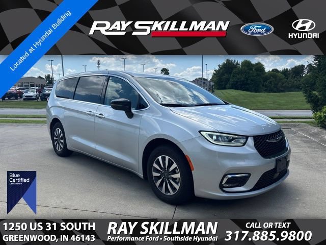 Used 2024 Chrysler Pacifica Limited