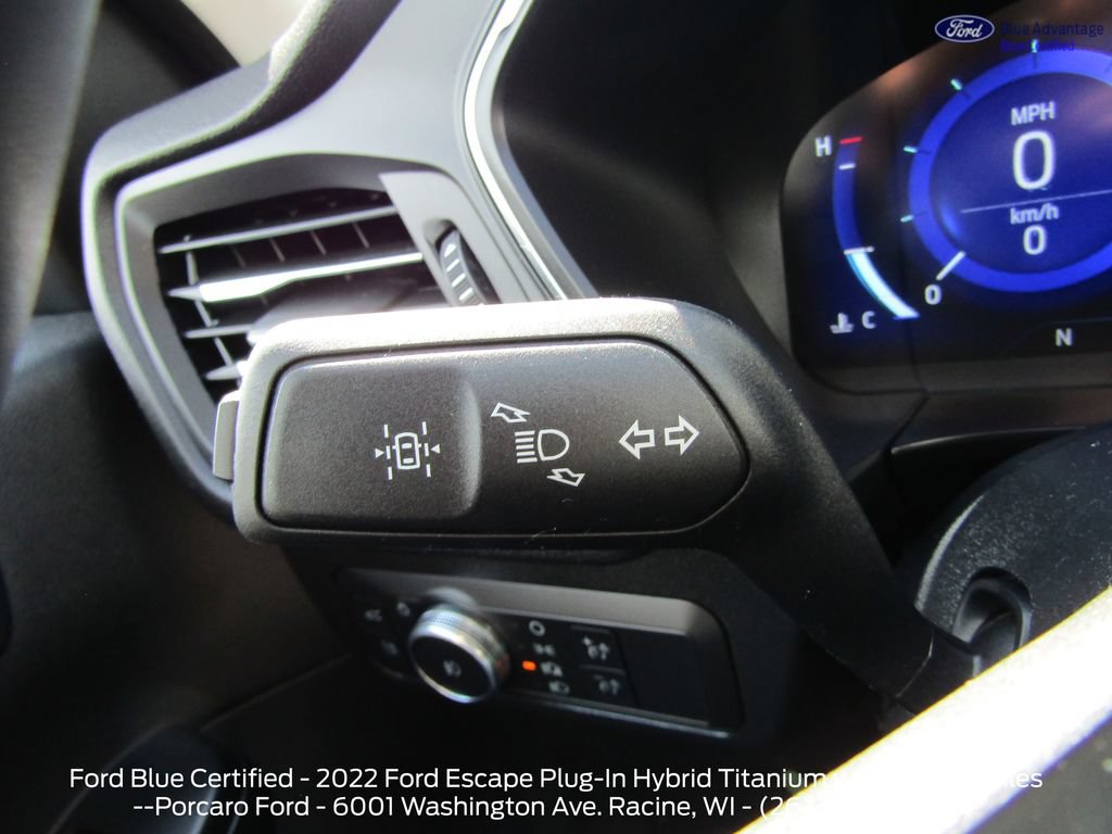 Certified 2022 Ford Escape Titanium FWD image 31