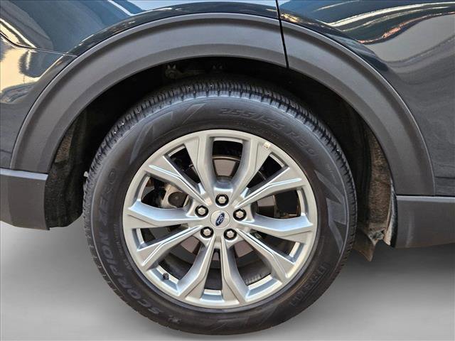 Certified 2023 Ford Explorer XLT w/ Equipment Group 202A RWD image 18