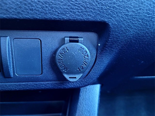 Used 2020 Toyota Tacoma 2WD Double Cab image 15