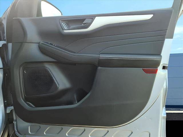 Certified 2022 Ford Escape SE w/ Cold Weather Package image 10