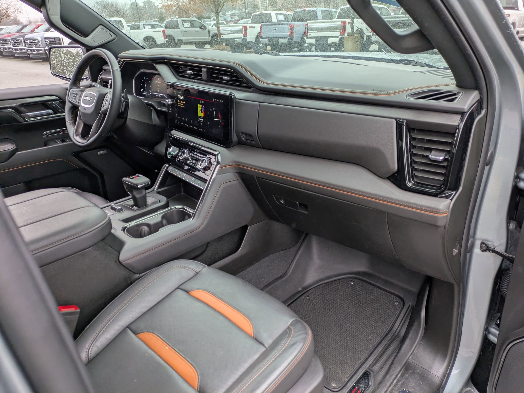 Used 2024 GMC Sierra 1500 AT4 w/ Technology Package image 42