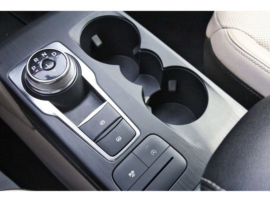 Certified 2022 Ford Escape SEL FWD image 30