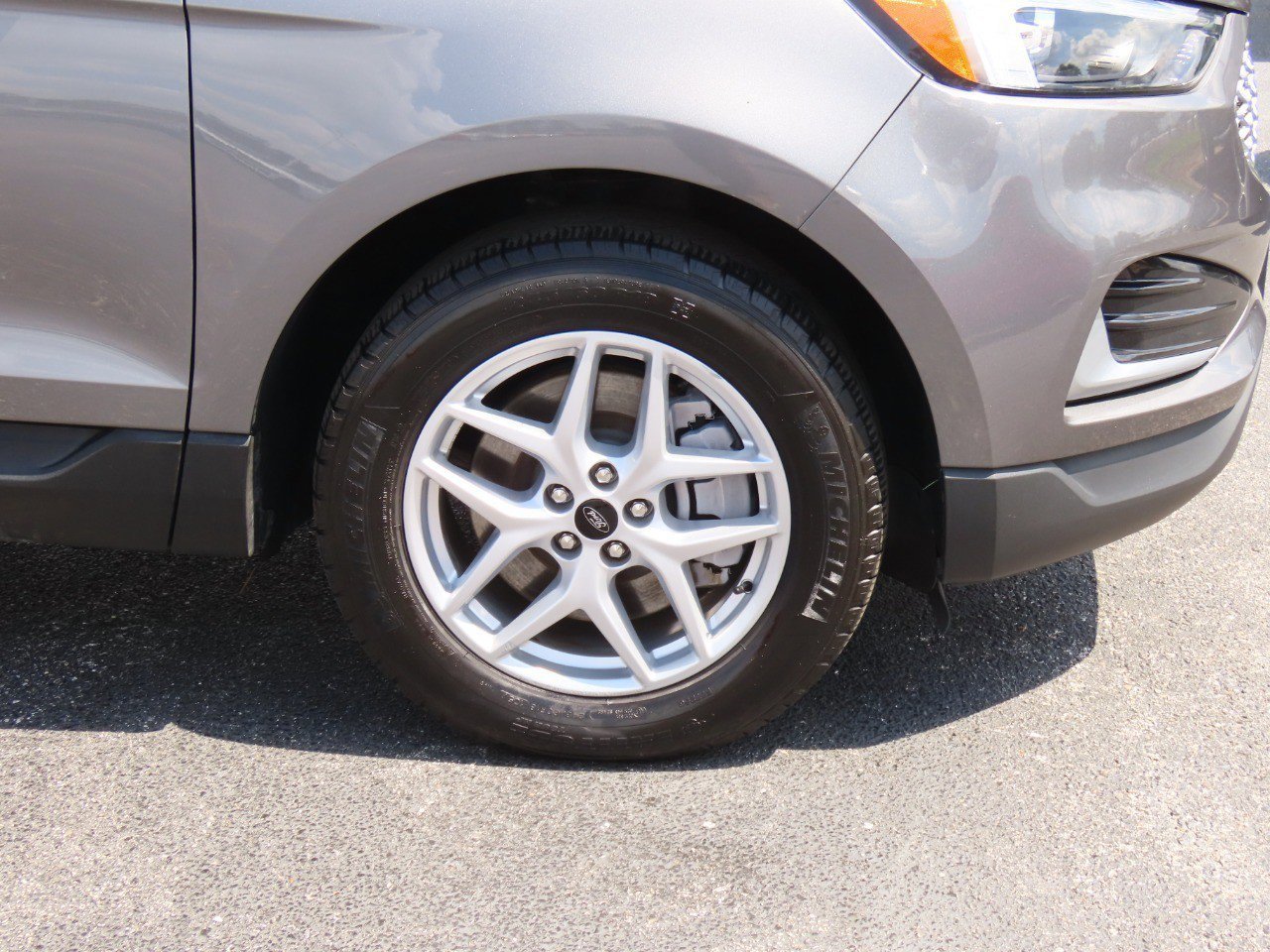 Certified 2024 Ford Edge SEL image 13