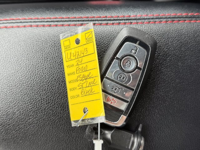 Certified 2024 Ford Escape ST-Line w/ Tech Pack #1 AWD/4WD image 15