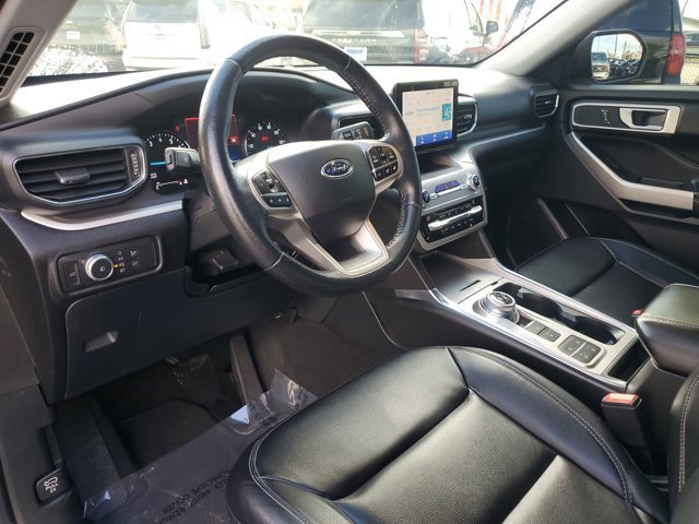 Certified 2021 Ford Explorer XLT w/ Equipment Group 202A image 12