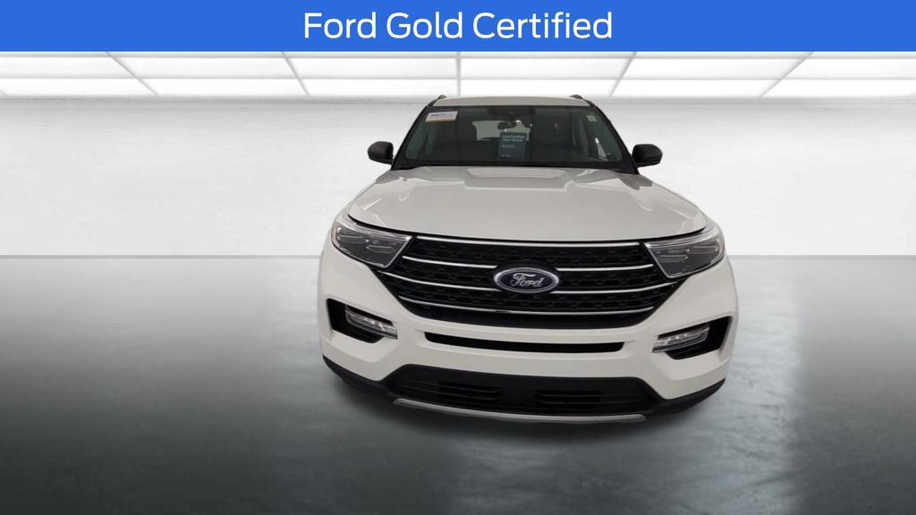 Certified 2024 Ford Explorer XLT w/ Equipment Group 202A AWD/4WD image 2