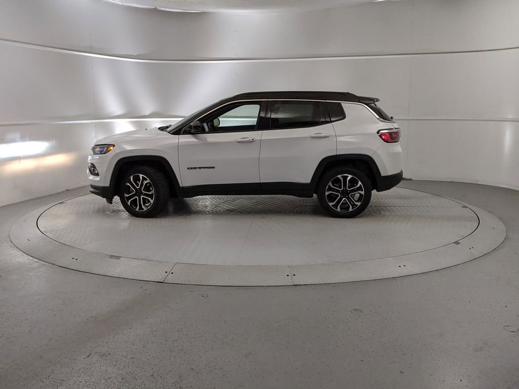 Used 2024 Jeep Compass Limited image 5