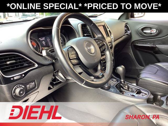 Used 2020 Jeep Cherokee Latitude Plus AWD/4WD image 25