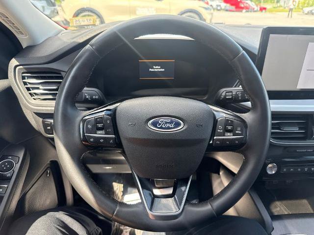Certified 2023 Ford Escape Platinum w/ Premium Technology Package AWD/4WD image 11