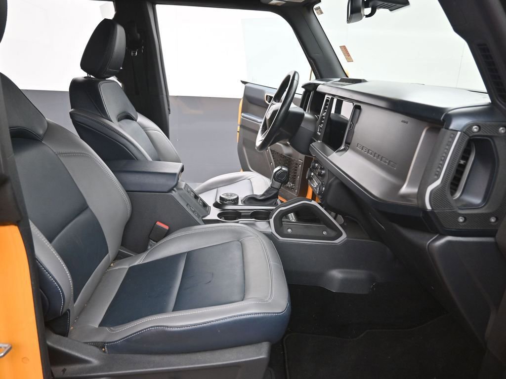 Certified 2022 Ford Bronco Outer Banks w/ Sasquatch Package AWD/4WD image 29