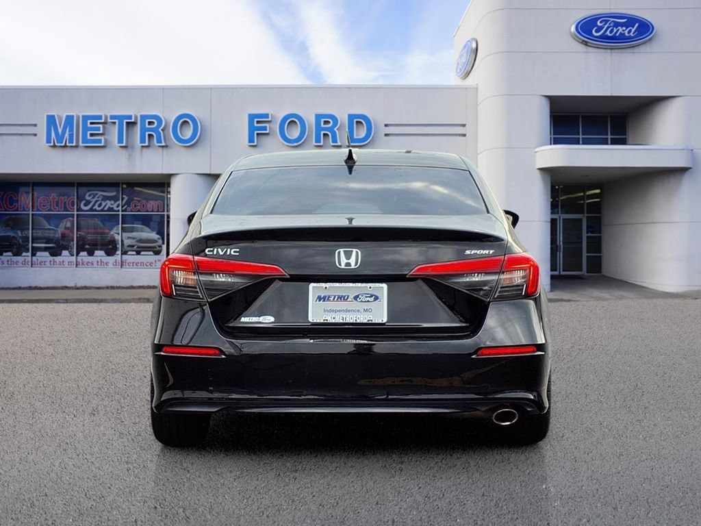 Used 2022 Honda Civic Sport image 4