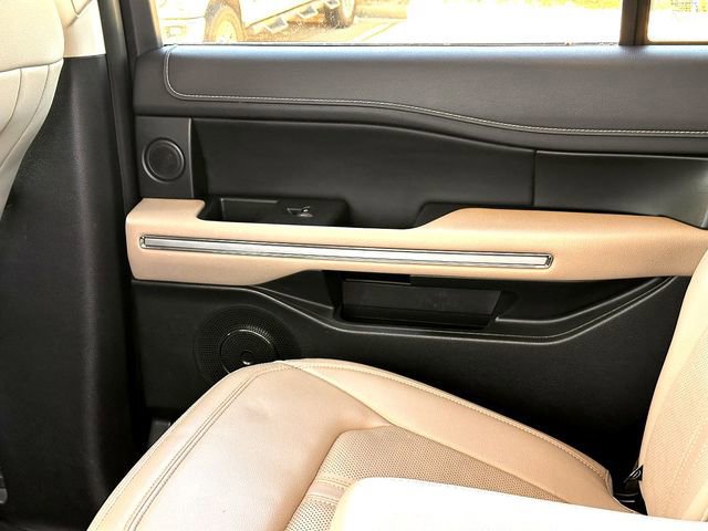 Certified 2023 Ford Expedition Limited image 19