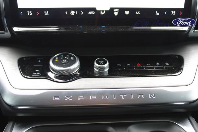 Certified 2025 Ford Expedition Max Platinum image 19