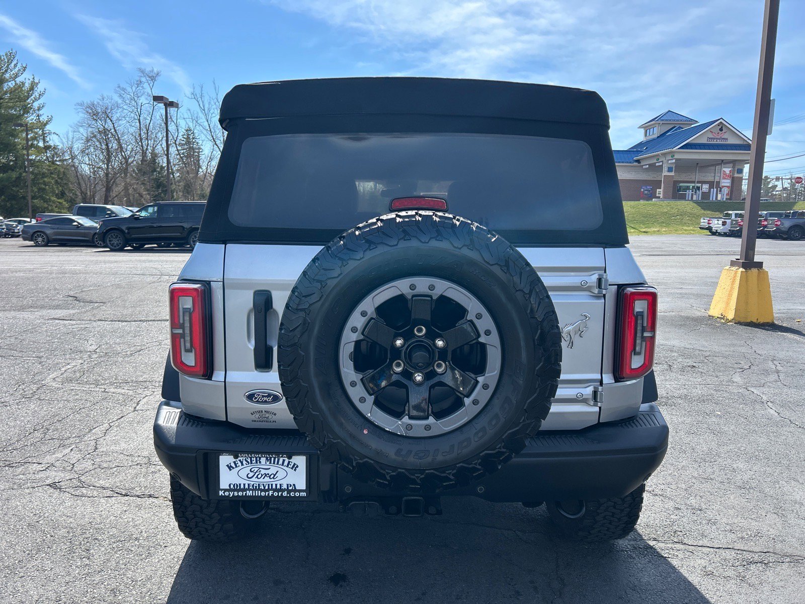 Certified 2022 Ford Bronco Badlands image 11