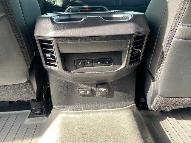 Used 2024 Toyota Tundra Platinum AWD/4WD image 30