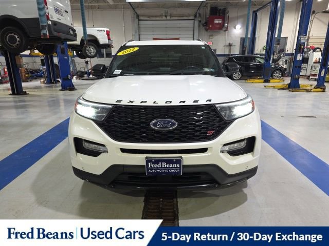 Certified 2022 Ford Explorer ST w/ Equipment Group 401A image 8