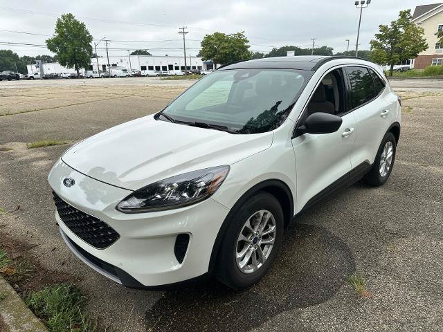 Certified 2022 Ford Escape SE w/ Cold Weather Package FWD image 30